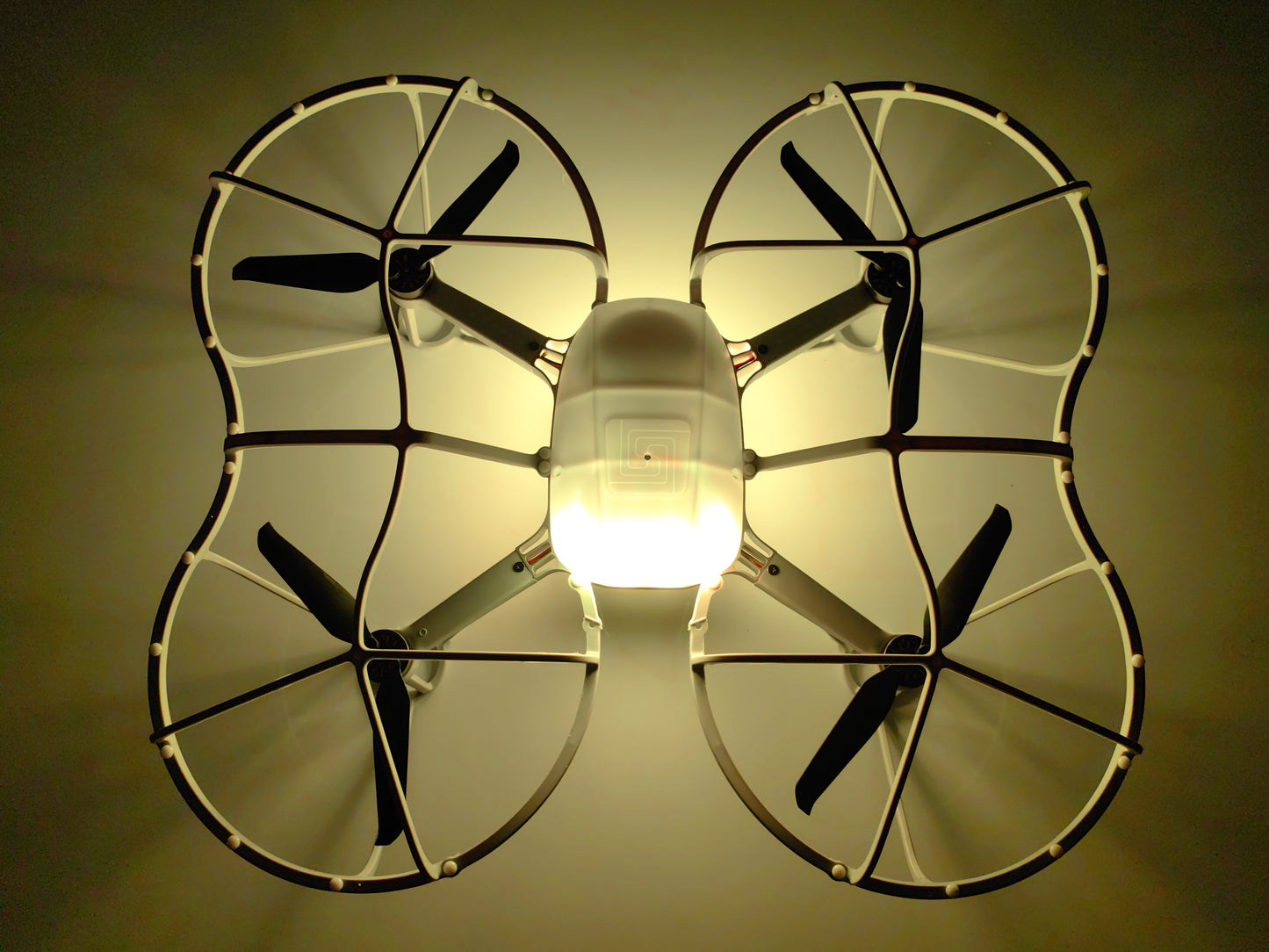 E4 Mini